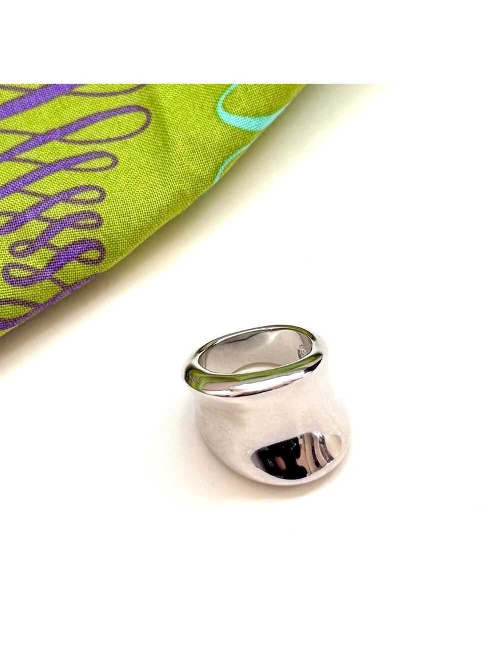 Silver Sculptural Ring Size 7 NEW